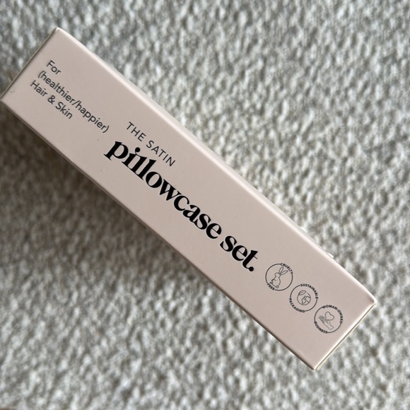 Satin pillowcase set🌈 - Picture 3 of 3